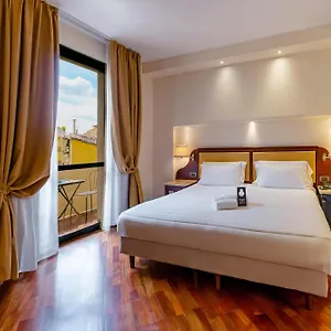 Pitti Palace Al Ponte Vecchio Otel